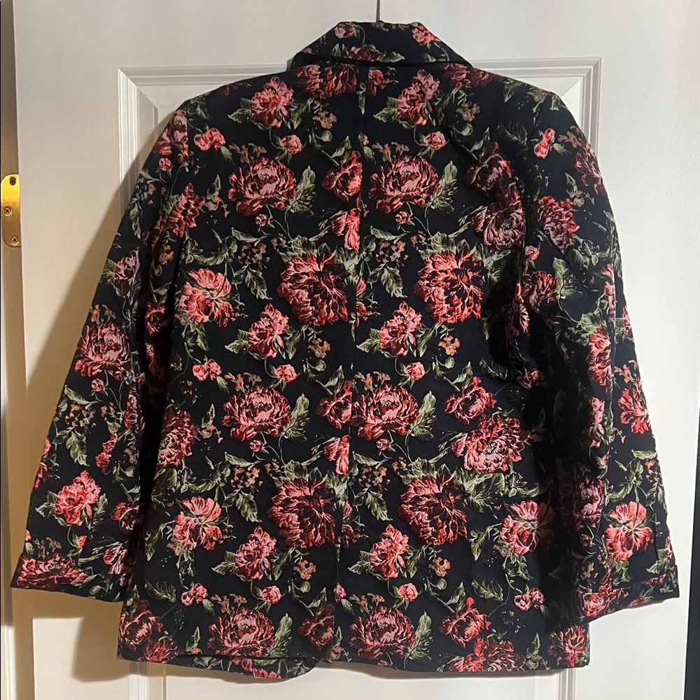 Sugarlips Black Floral Blazer - Picture 5 of 5